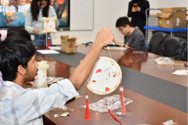 image-20251121080719-2